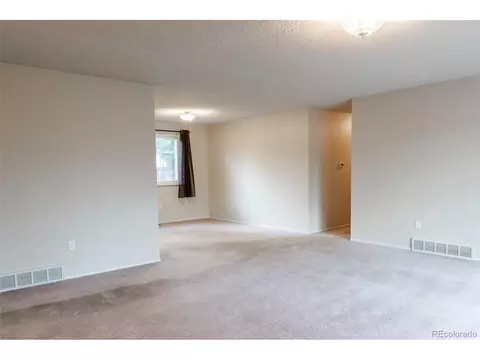 15875 E Flora Pl, Aurora, CO 80013 photo 5