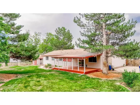 15875 E Flora Pl, Aurora, CO 80013 photo 3