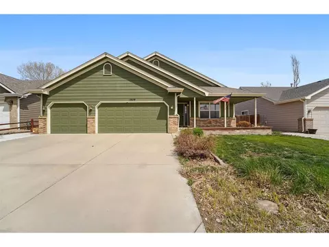 1809 N 3rd St, Johnstown, CO 80534