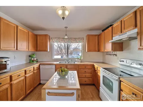 421 E 28th St Ln, Greeley, CO 80631 photo 17