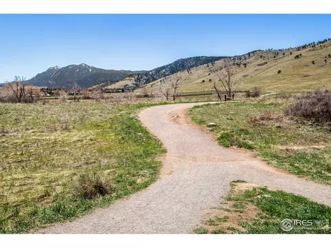 4452 9th St, Boulder, CO 80304 photo 2
