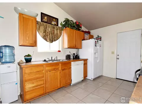 1041 E 25th St Ln, Greeley, CO 80631 photo 9