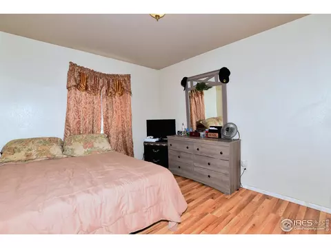 1041 E 25th St Ln, Greeley, CO 80631 photo 25