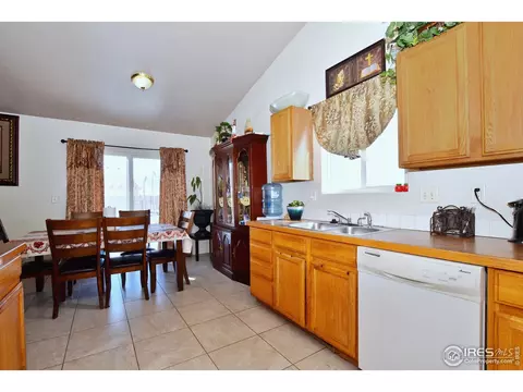 1041 E 25th St Ln, Greeley, CO 80631 photo 12