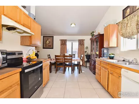 1041 E 25th St Ln, Greeley, CO 80631 photo 10