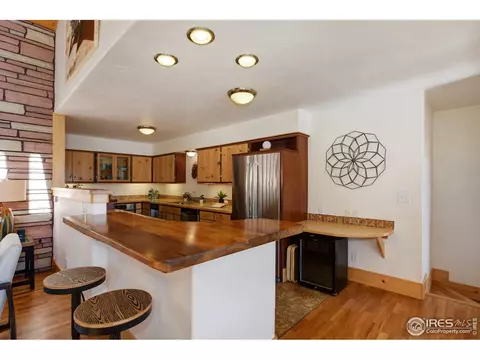 898 Pioneer Rd, Lyons, CO 80540 photo 9