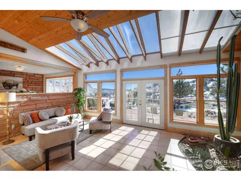 898 Pioneer Rd, Lyons, CO 80540 photo 5