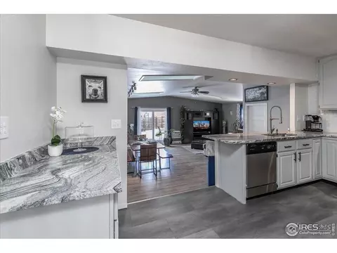 813 Table Mountain Ct, Windsor, CO 80550 photo 4