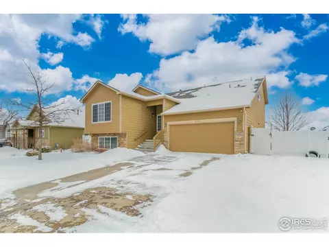 5710 Sauvignon St, Evans, CO 80634 photo 2