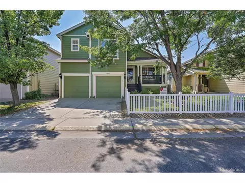 1255 S Chester Ct, Denver, CO 80247