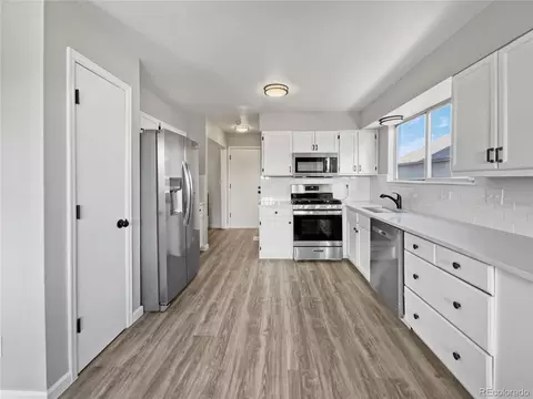 19502 E 42nd Ave, Denver, CO 80249 photo 8