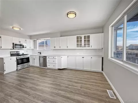 19502 E 42nd Ave, Denver, CO 80249 photo 7