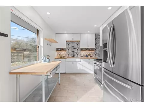 Kitchen - 2991 25th St, Boulder, CO 80304 photo 2 of 3