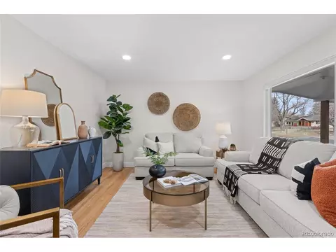 Living - 2991 25th St, Boulder, CO 80304 photo 2 of 5