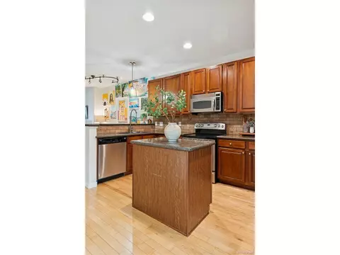Kitchen - 22735 E Ottawa Pl, Aurora, CO 80016 photo 2 of 2