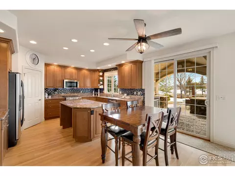 2261 Shoreside Dr, Berthoud, CO 80513 photo 9
