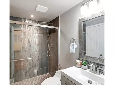 Bath - 22684 E Ida Cir, Aurora, CO 80015 photo 1 of 6