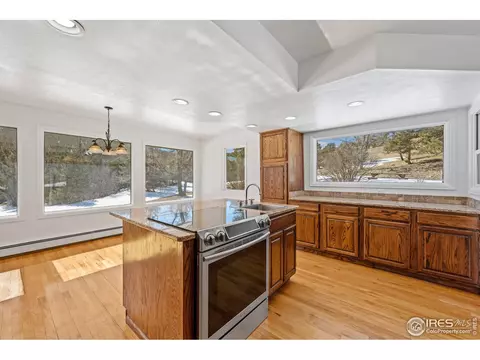 585 Deer Trail Rd, Boulder, CO 80302 photo 10