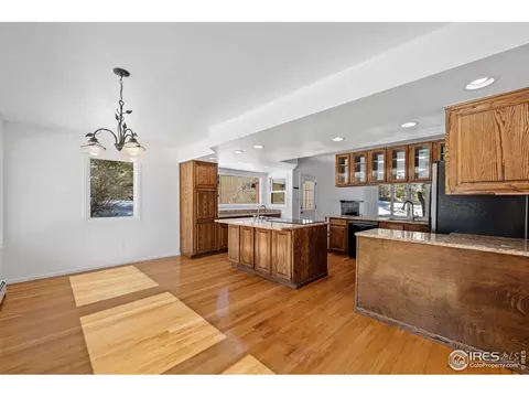 585 Deer Trail Rd, Boulder, CO 80302 photo 14