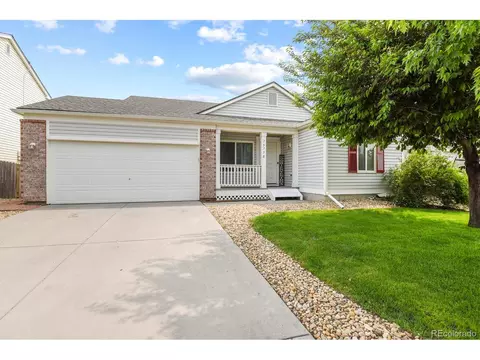 15730 E 48th Pl, Denver, CO 80239 photo 1