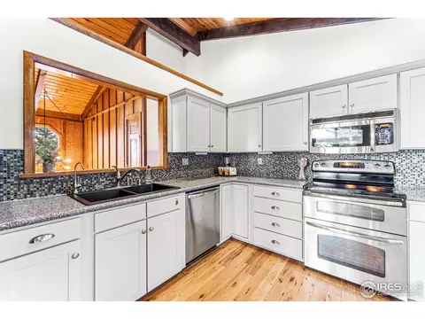 1418 Deer Trail Rd, Boulder, CO 80302 photo 4