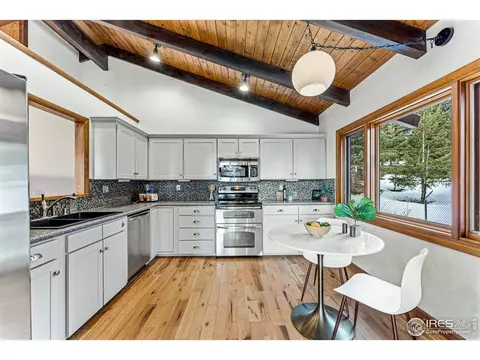 1418 Deer Trail Rd, Boulder, CO 80302 photo 9