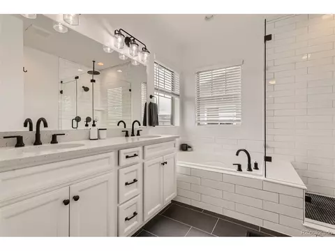 10010 E 59th Dr, Denver, CO 80238 photo 17