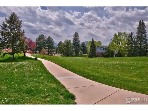 4790 Lee Cir, Boulder, CO 80303 photo 18
