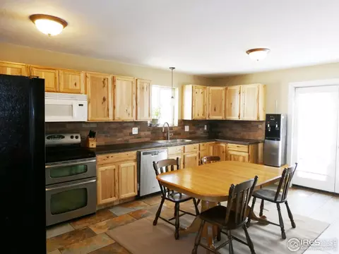 404 32nd St, Evans, CO 80620 photo 5