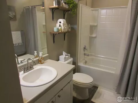 1806 Nightfall Dr, Windsor, CO 80550 photo 17