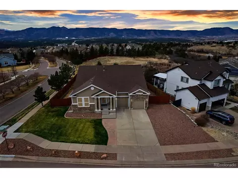 402 Coyote Willow Dr, Colorado Springs, CO 80921