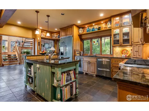 9163 Pine Ridge Ln, Boulder, CO 80302 photo 9