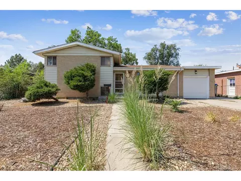 3077 Vaughn St, Aurora, CO 80011