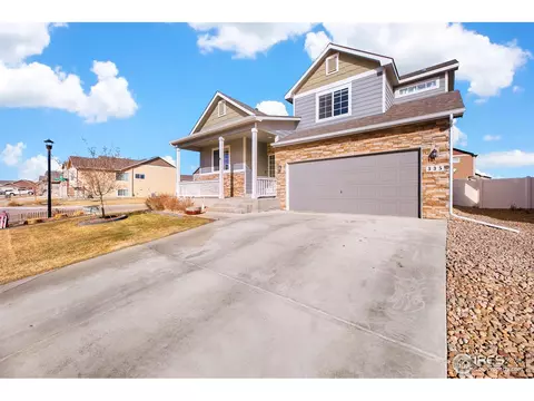 335 Shadowbrook Dr, Windsor, CO 80550 photo 2