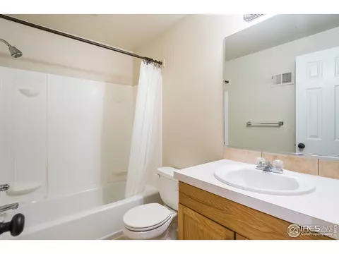 3921 Dove Ln, Evans, CO 80620 photo 23