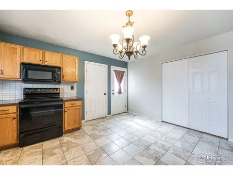 3921 Dove Ln, Evans, CO 80620 photo 12