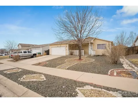 3921 Dove Ln, Evans, CO 80620 photo 2