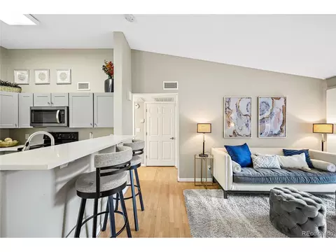 1190 Opal St #203, Broomfield, CO 80020