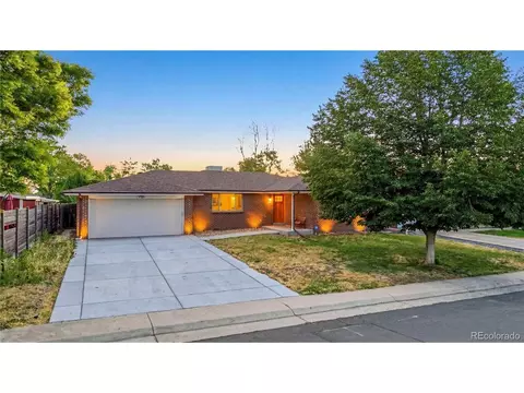 323 Fulton St, Aurora, CO 80010