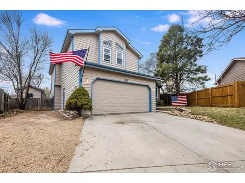 517 S 9th St, Berthoud, CO 80513 photo 2