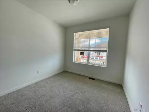 823 Crestone St, Johnstown, CO 80534 photo 4
