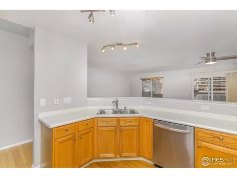 2277 E 103rd Ct, Thornton, CO 80229 photo 10