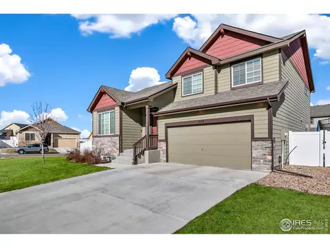 528 El Diente Ave, Windsor, CO 80550 photo 2