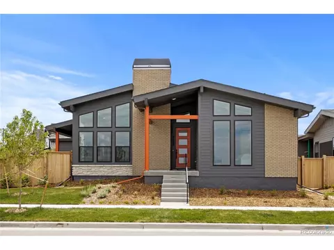 9840 E 63rd Dr, Denver, CO 80238 photo 1