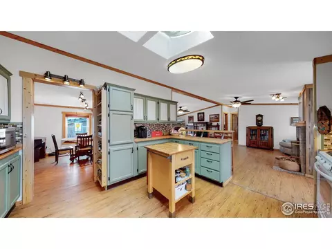 301 Wark Ave, Berthoud, CO 80513 photo 4