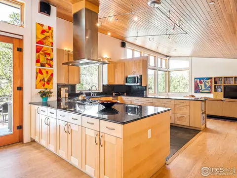 1127 Valley Ln, Boulder, CO 80302 photo 12