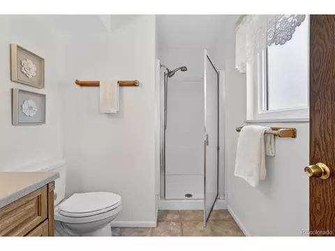 Bath - 7183 E Warren Dr, Denver, CO 80224 photo 3 of 6