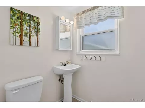 Bath - 7183 E Warren Dr, Denver, CO 80224 photo 1 of 6