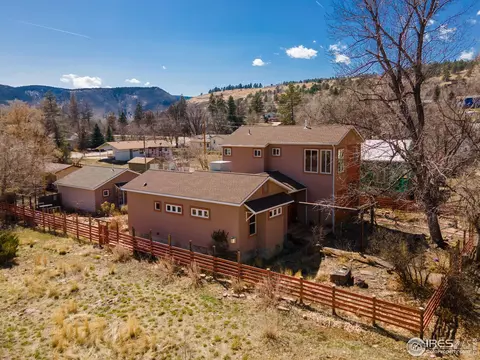 419 Park St, Lyons, CO 80540 photo 9