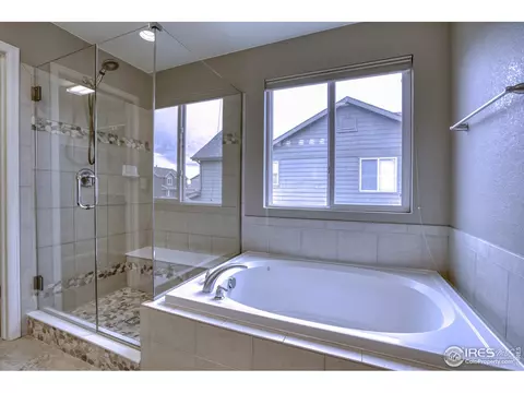 8552 Raspberry Dr, Longmont, CO 80504 photo 17